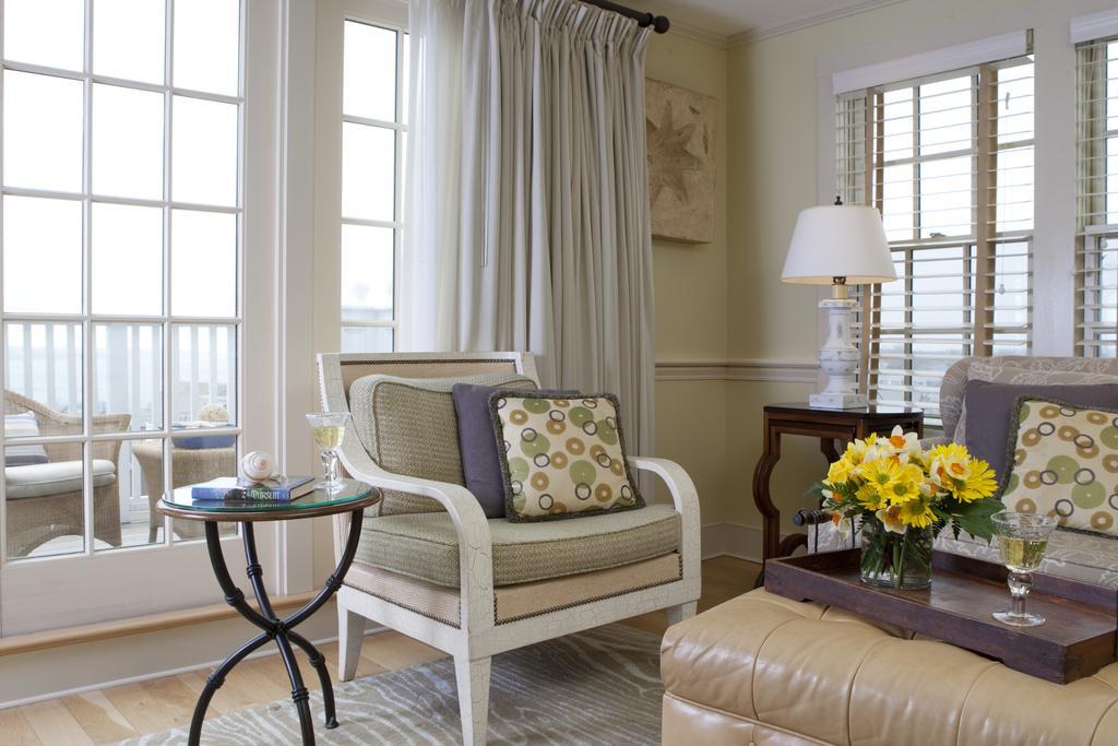 Vineyard Square Hotel And Suites Edgartown Zewnętrze zdjęcie