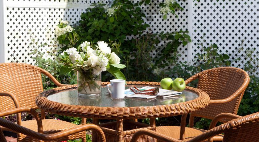 Vineyard Square Hotel And Suites Edgartown Zewnętrze zdjęcie